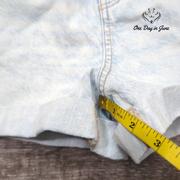 American Eagle Outfitters Mom Shorts Denim Shorts Size 2 - Picture 5 of 7